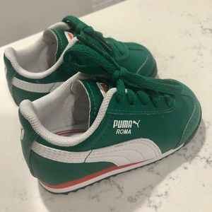 Puma Toddler sneakers 5C